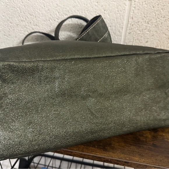 Consuela Green Tote Bag - Picture 3 of 4